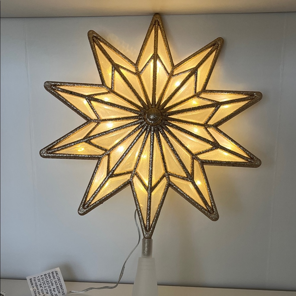 Light Up Star Tree Topper